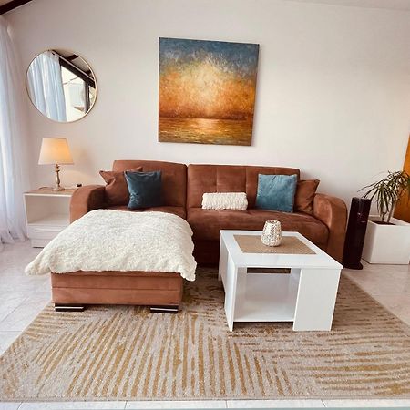 Seafront Apartment Terrace, Lounger & Panoramic Ocean Views Mellieħa Exteriér fotografie