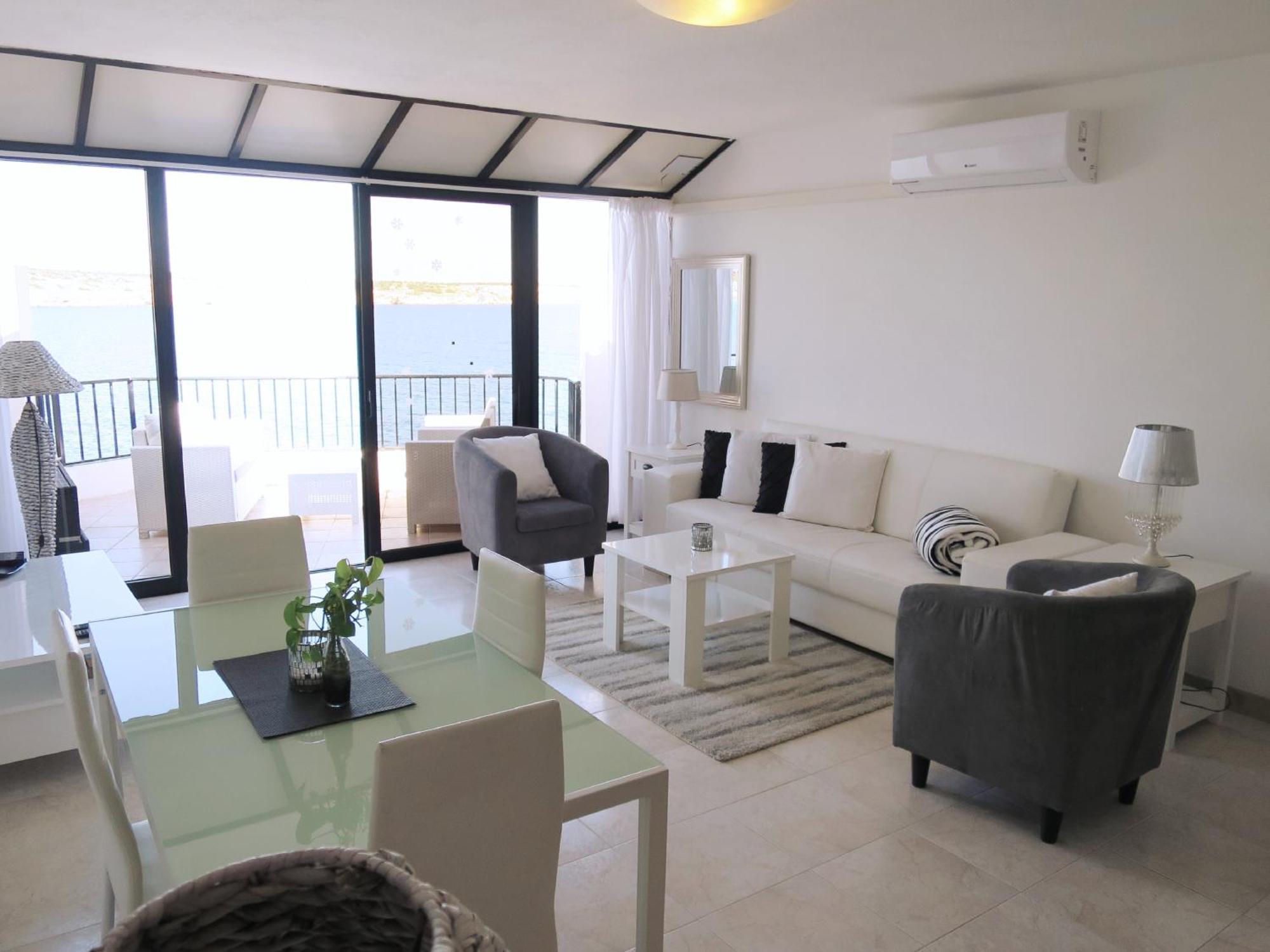 Seafront Apartment Terrace, Lounger & Panoramic Ocean Views Mellieħa Exteriér fotografie