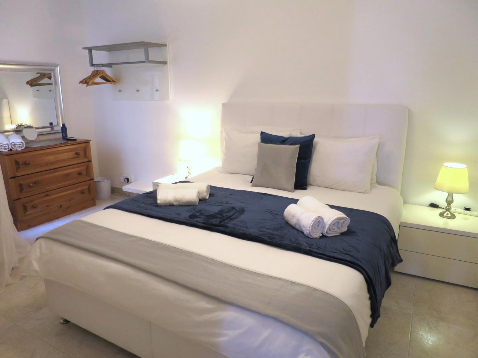 Seafront Apartment Terrace, Lounger & Panoramic Ocean Views Mellieħa Exteriér fotografie