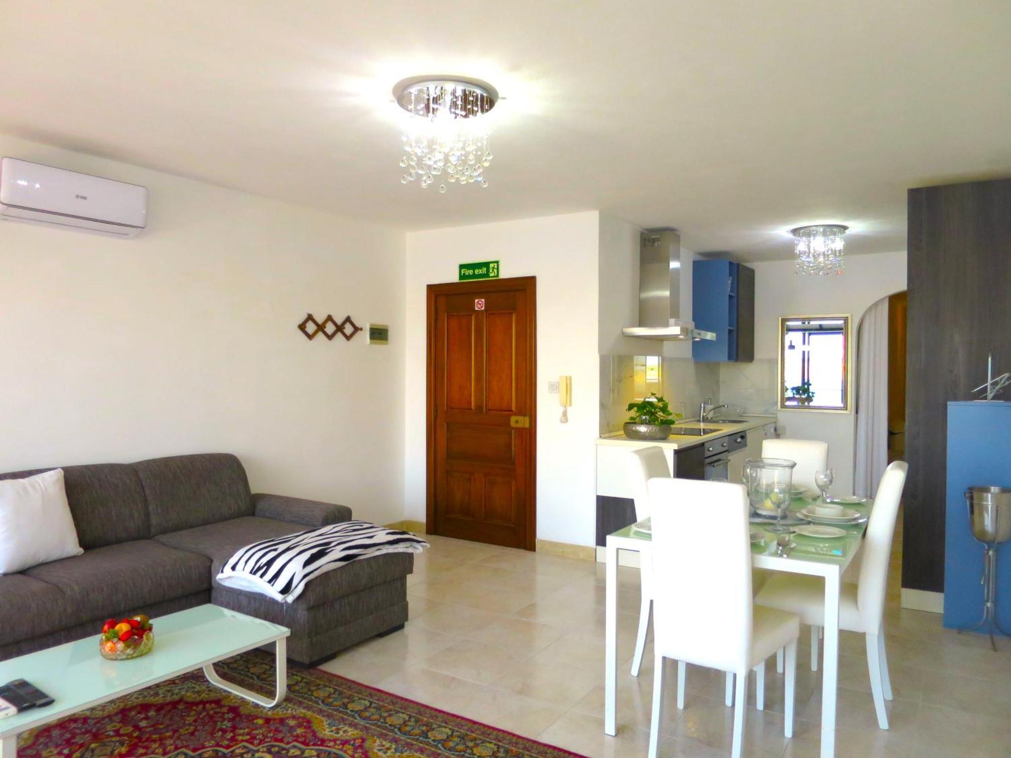 Seafront Apartment Terrace, Lounger & Panoramic Ocean Views Mellieħa Exteriér fotografie