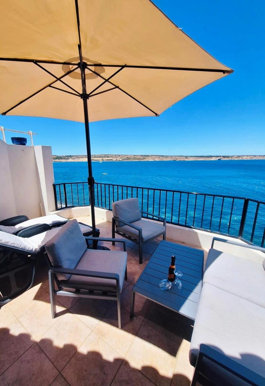 Seafront Apartment Terrace, Lounger & Panoramic Ocean Views Mellieħa Exteriér fotografie